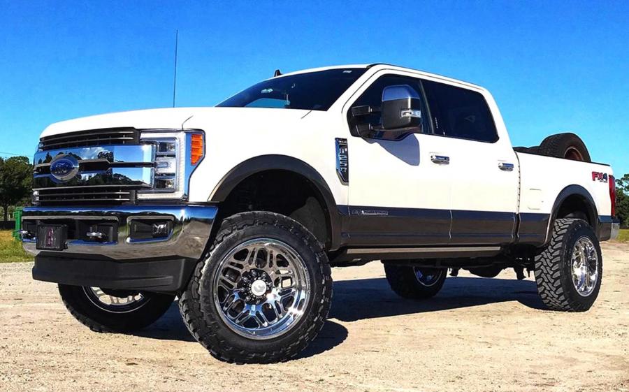 Ford F-250 Super Duty XLT FX4 Crew Cab on Forgiato Wheels (Quadrato-T) '2019